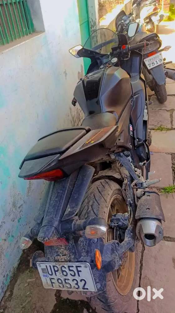 Gadi me koi dikat ni hai