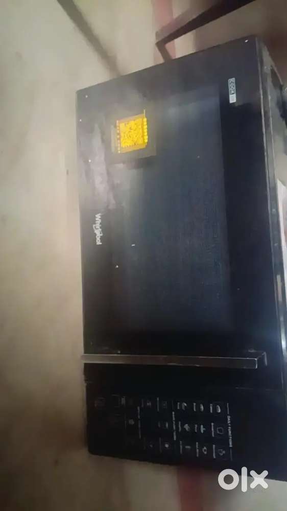 In a good condition oven machine