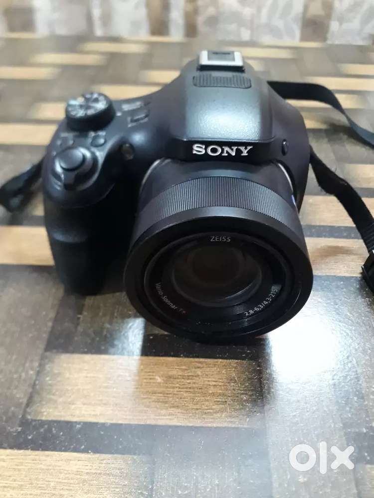 Sony DSC-HX400V Best for photo and videos at affordable rate rs23,000