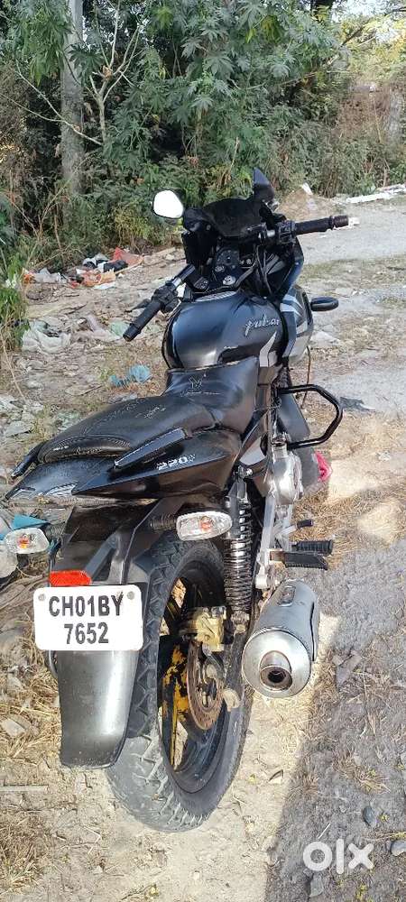 Pulsar 220cc ch number