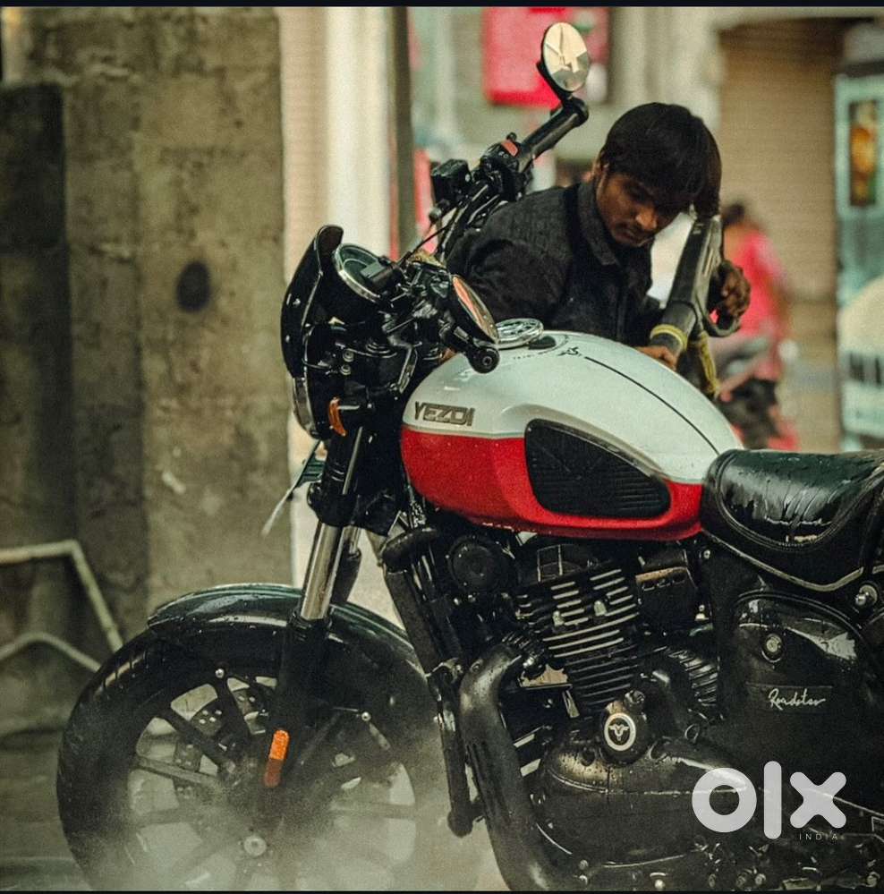 “Yezdi Roadster 2023 Model  23,418 km