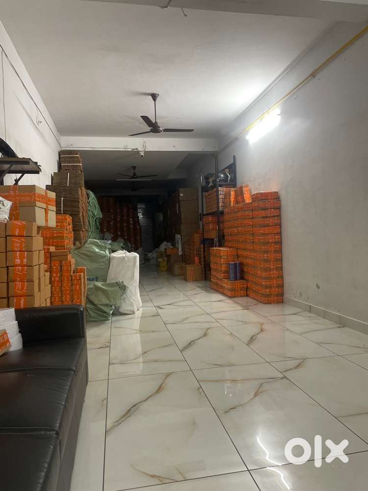 E-Commerce Operations