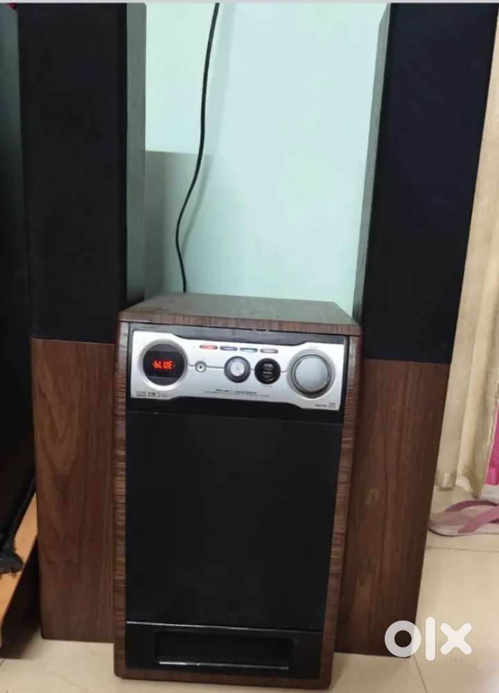 audio system 2.1 400watt 1year warranty