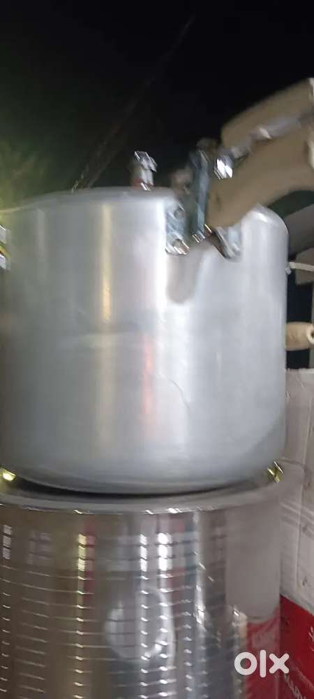 18 litre Hawkins cooker