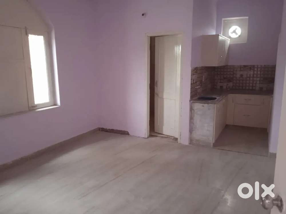 Only for girls.  1 or 2 girls allowed