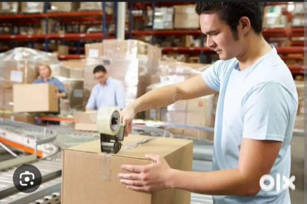 Amz warehouse packing job