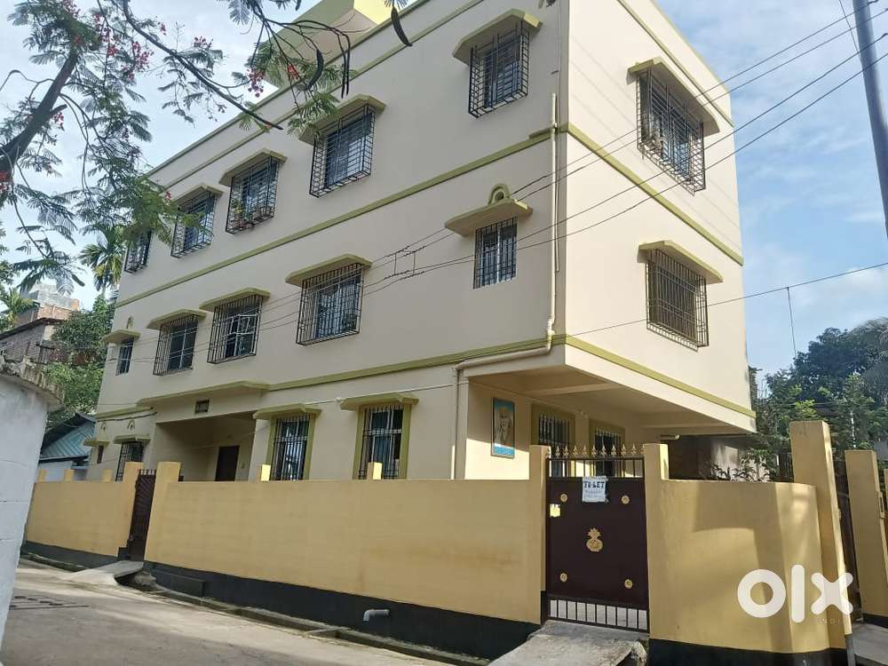 G+3 building up for sale. Patta land