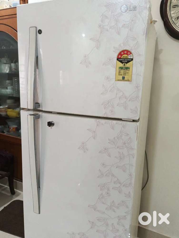 LG fridge in flawless excellent condition