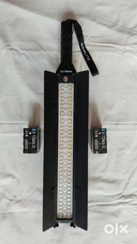 Nanlite mixwand studio light