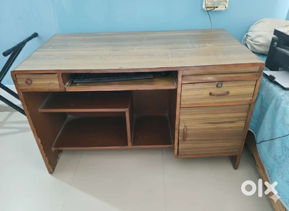 Spacious Computer Table (with moving Chair)
