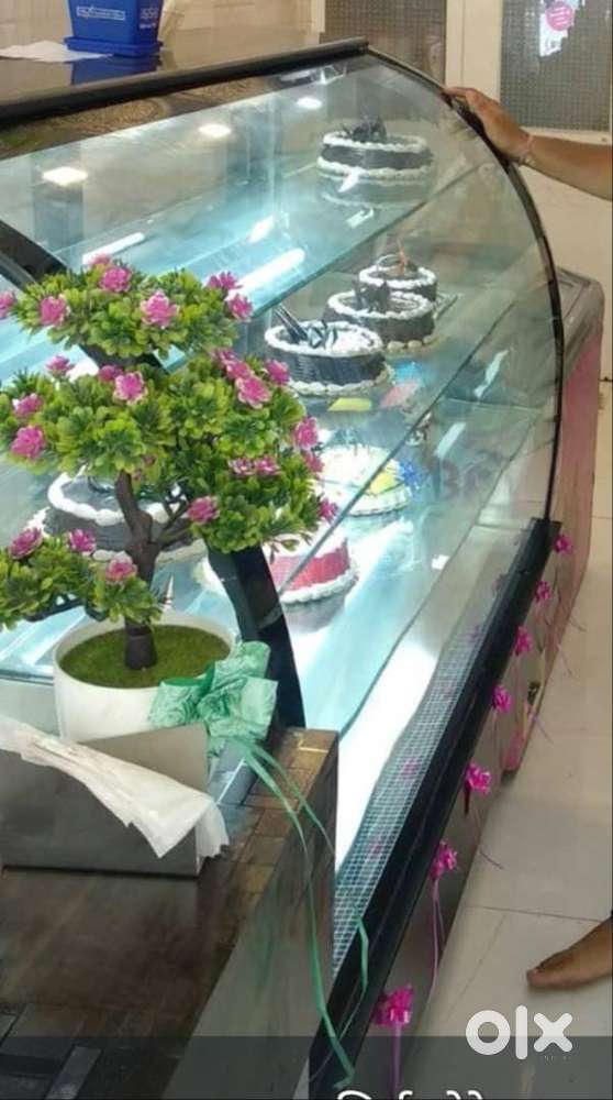 Cake counter fridge 5fit