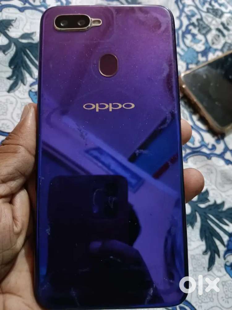 Best condition oppo F9 pro phone