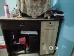 PC with table in very good conditions