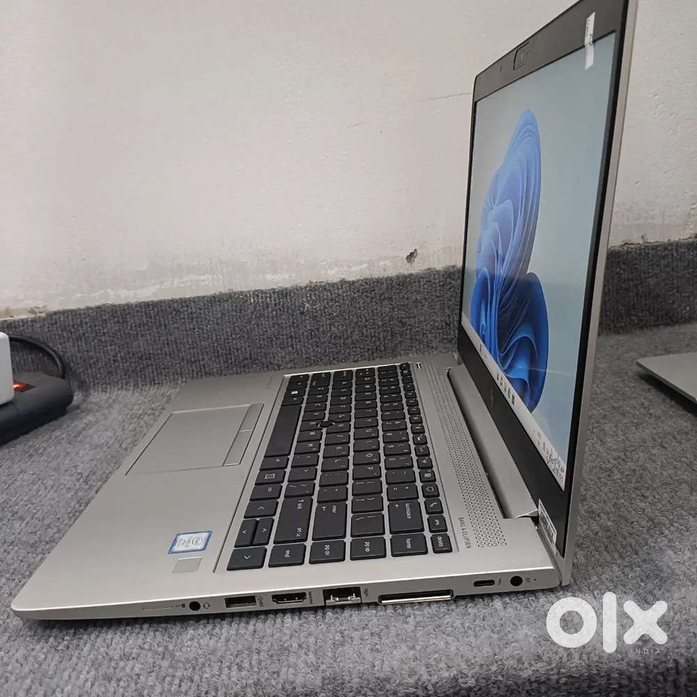 HP Elite Book 840 G6
 *Intel Core i7 8th Gen 16 GB Ram 
256GB SSD Nvme