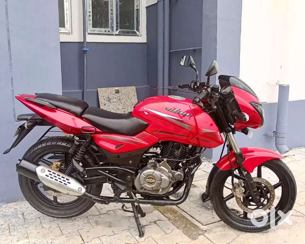 SUPERB 2017 BAJAJ PULSAR 180 !!