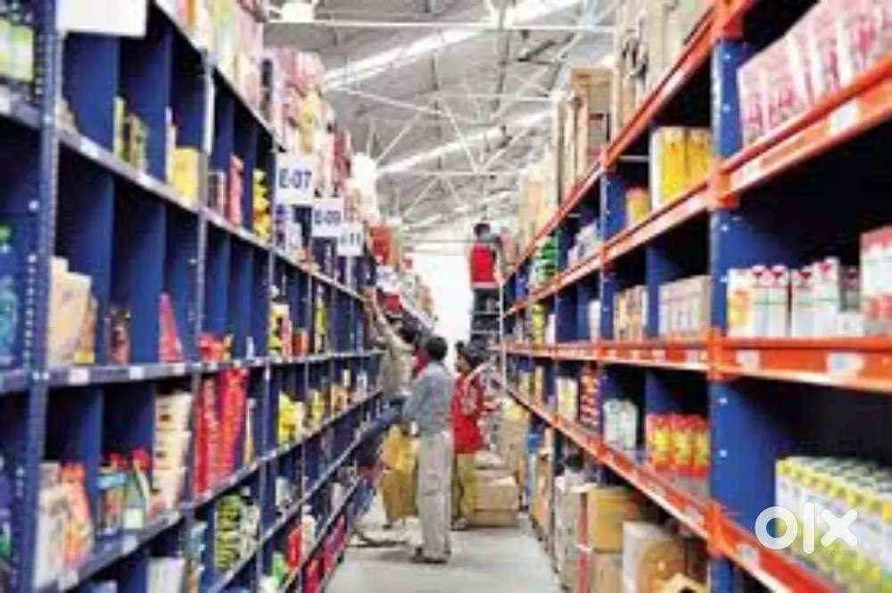 Wanted male/ female  packing helpers inside warehouse