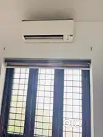 Ac mechanic and trainee