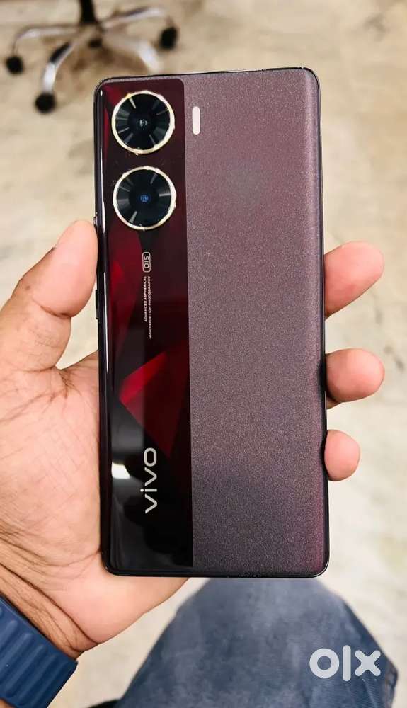 Vivo v29e (8 ram 128 internal )