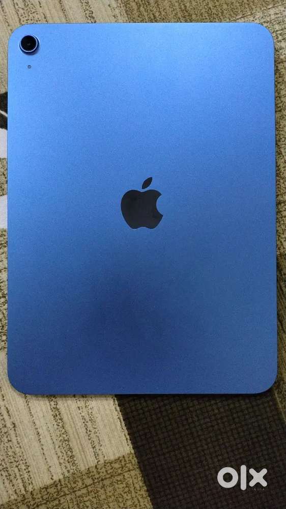 Ipad 11generation 128GB scratchless 2/3 month old