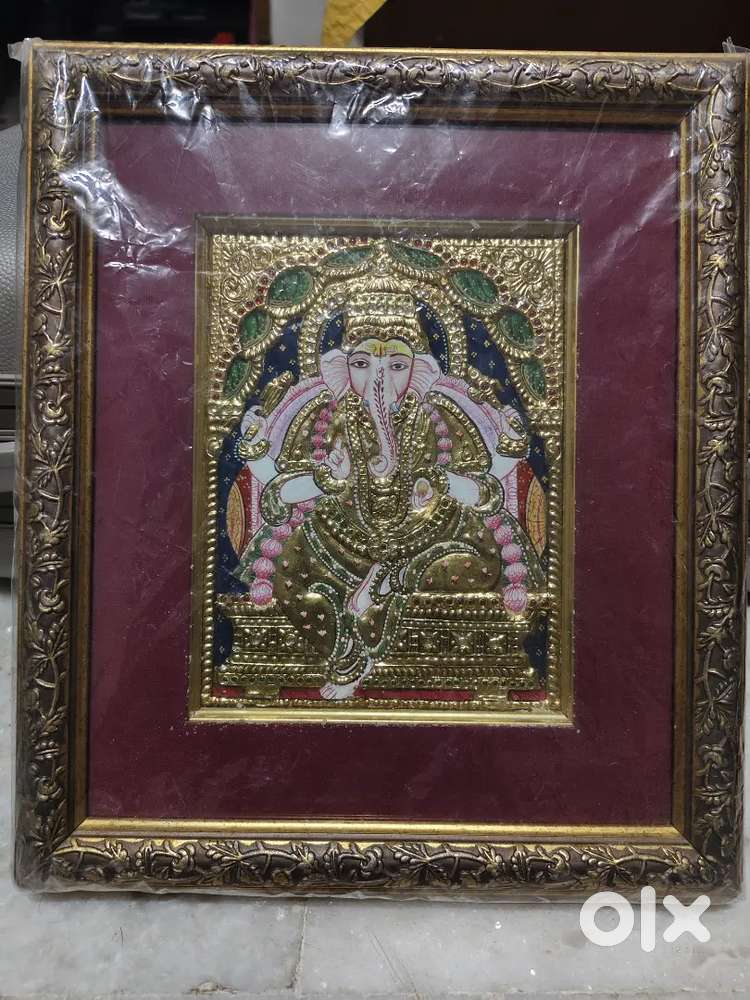 Hand Made Painting on Paper Silk Canvas Wood different painting Rate