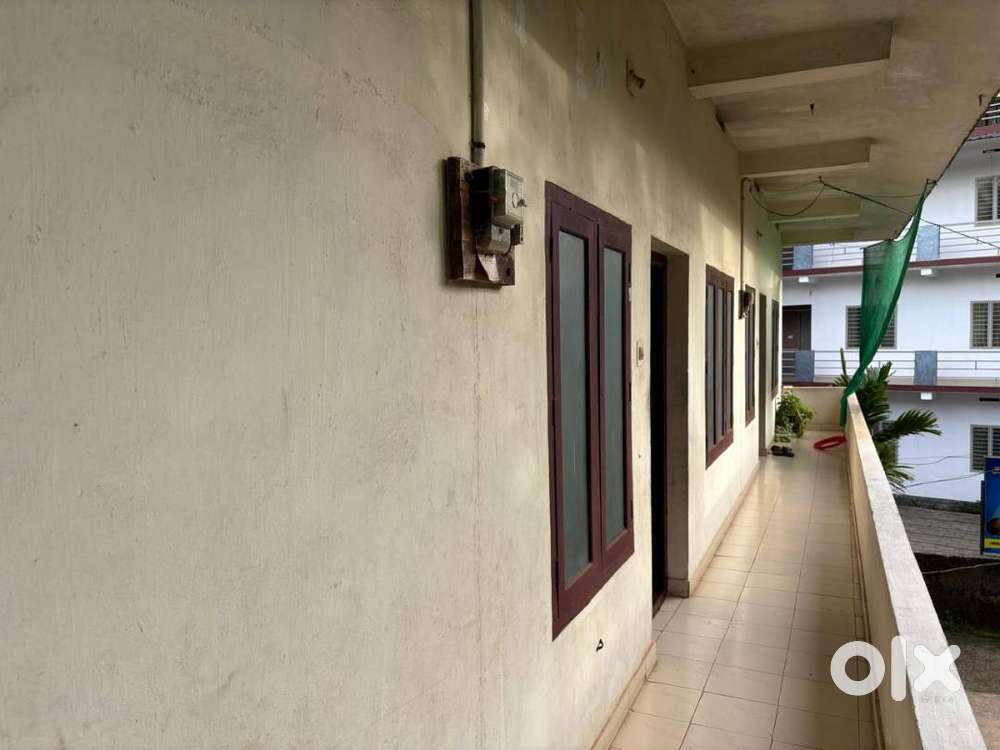 2 BHK FAMILY COTTAGE AVAILABLE FOR RENT IN PERINTHALMANNA,OLINKARA