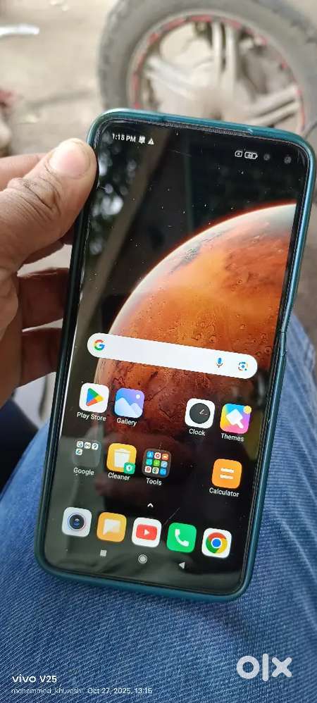 Poco x2 6gb ram good working mobile.