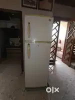 Lg fridge in a very good condition