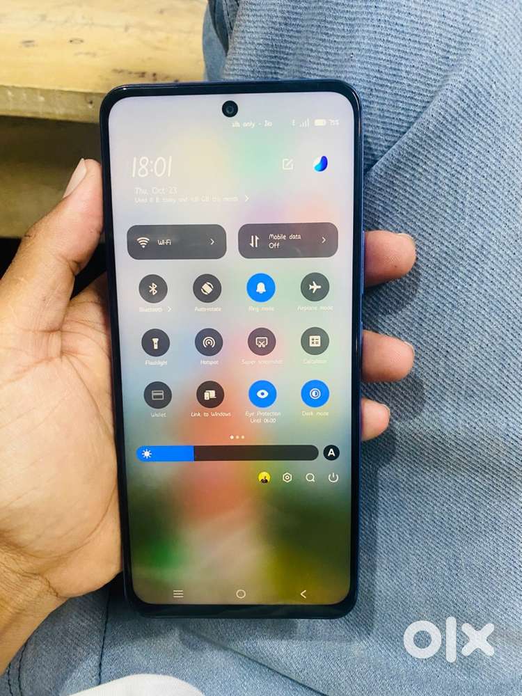 Iqoo z10x 5g   8+8gb ram 128gb storage