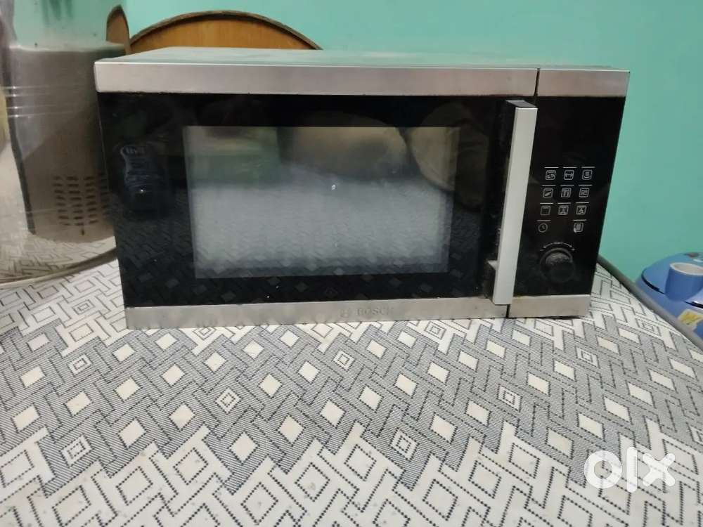 Microwave oven