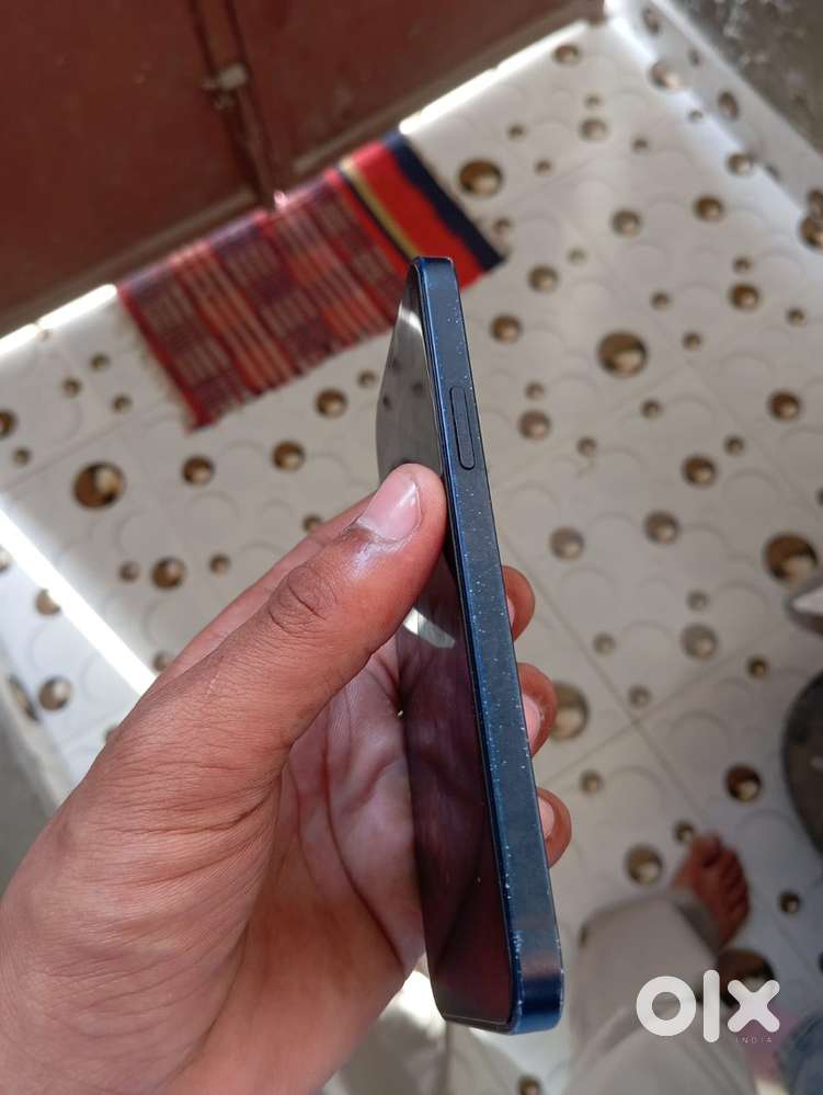 iPhone 12 25000
