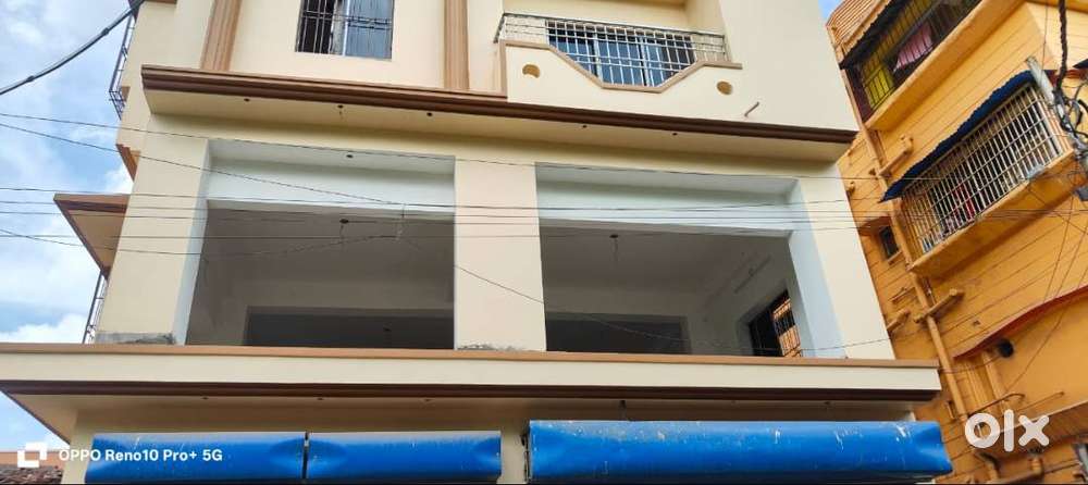 Shop for Rent – Prime Location on Satyen Bose Road (Garden View)