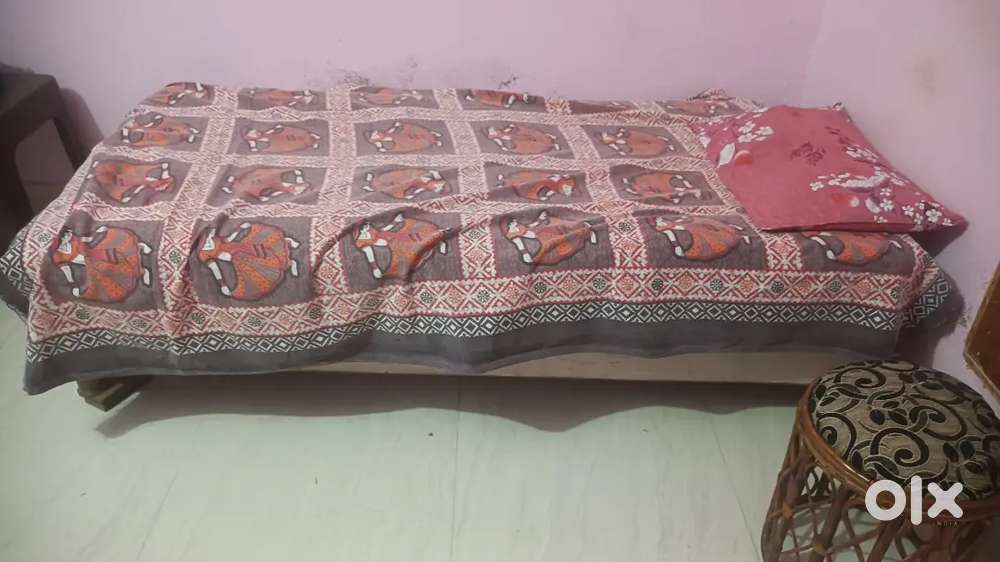 Divaan for single person दीवान