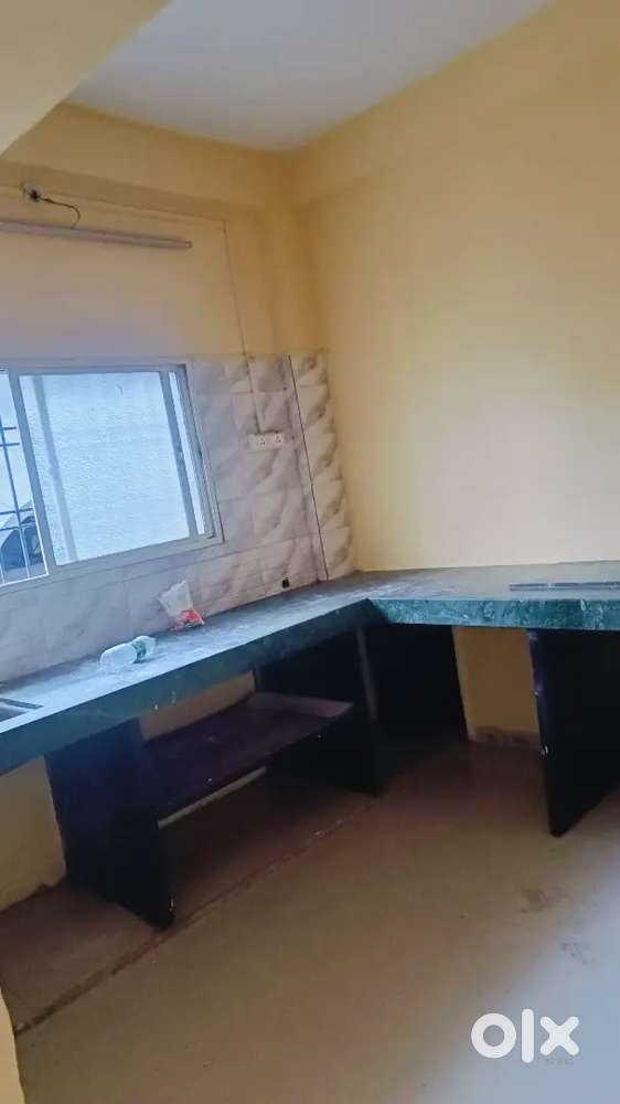 I want to sell my flat   it's heart' off city