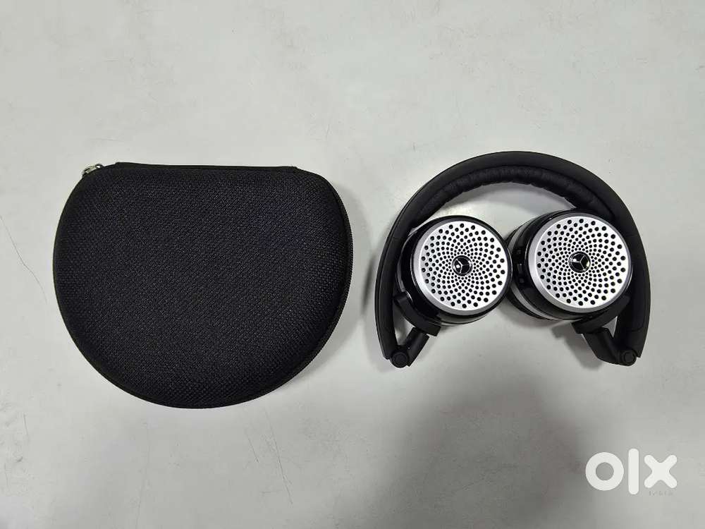 Mercedes Benz S Class W222 Premium Original Headphones