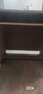 STUDY TABLE MADE OF TEAK