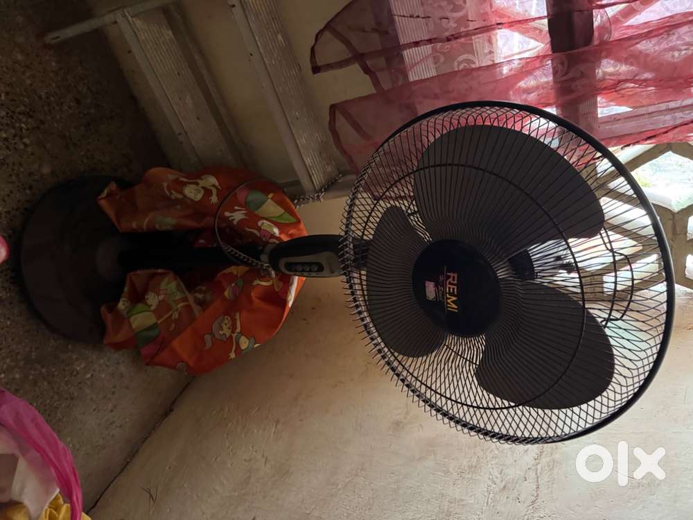 Fully working standing fan - please read the ad