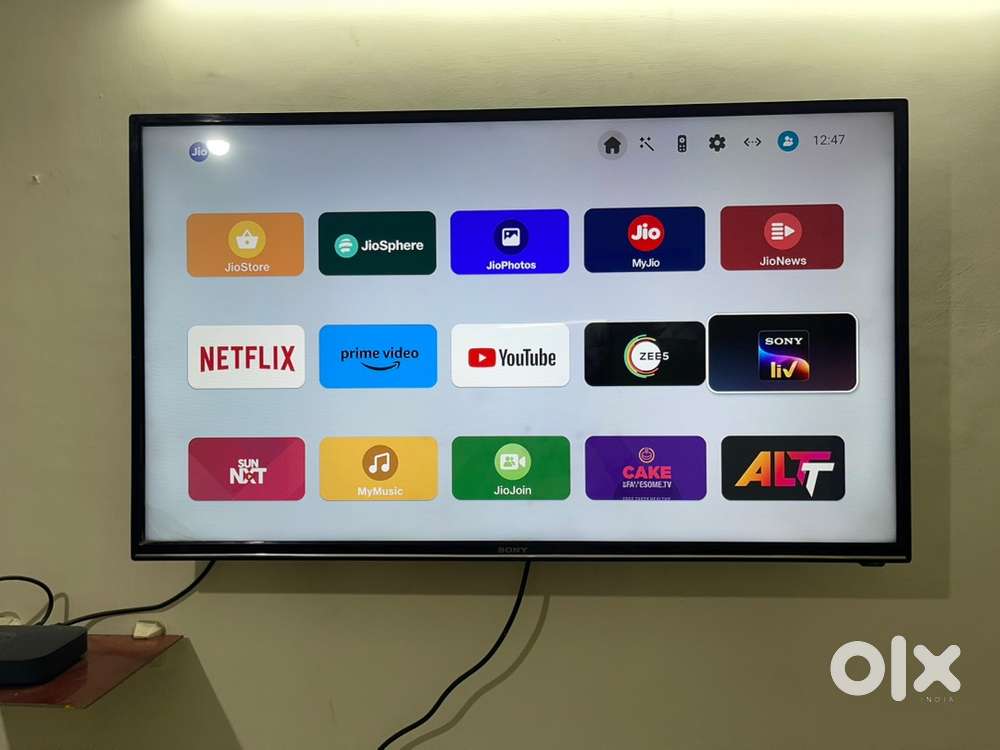 For Sale: 43-Inch Smart TV - Excellent Condition!