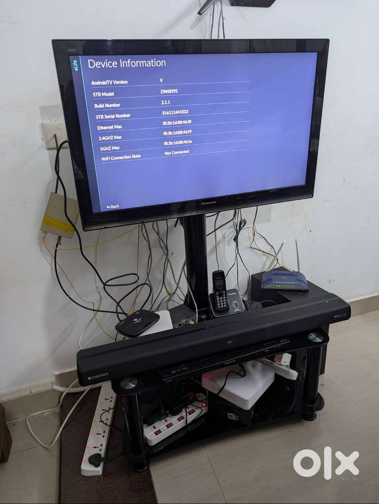 Panasonic TV TH L 32x30 M LED with TV Stand