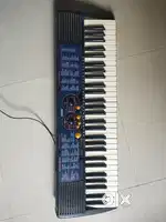 Yamaha electronic keyboard