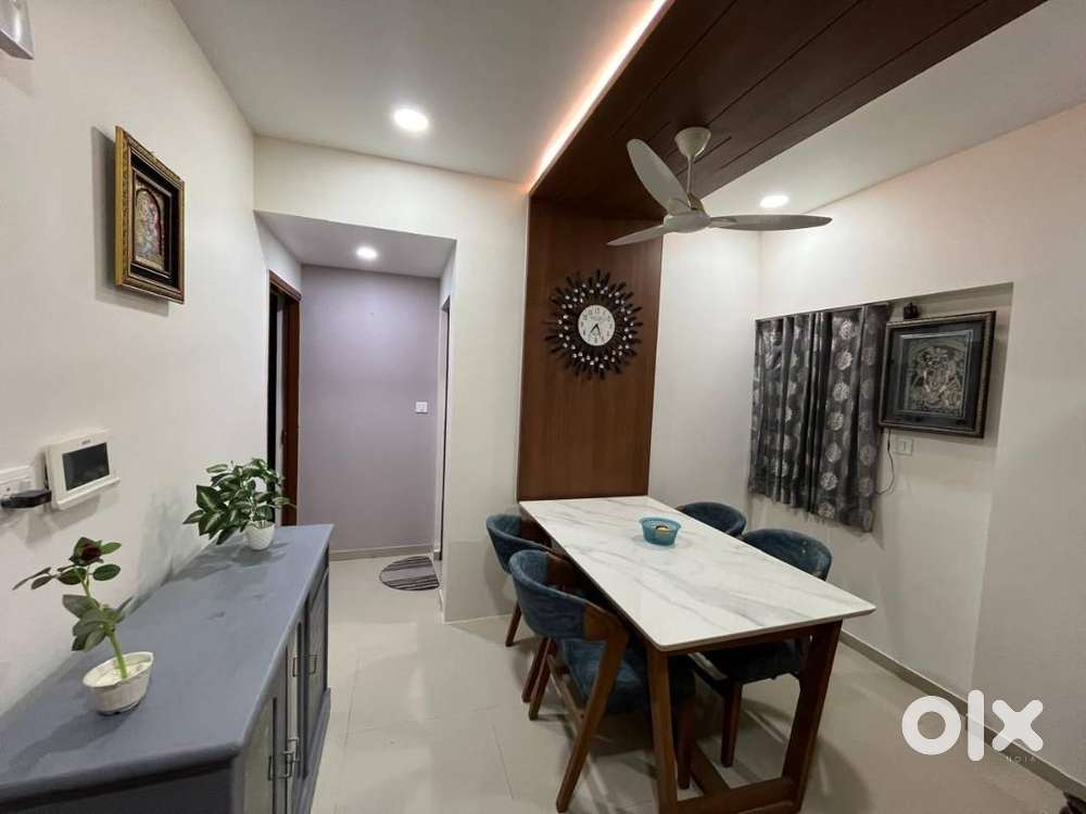 Well-Maintained 3 BHK Furnished Apartment Available in Vaishnodevi