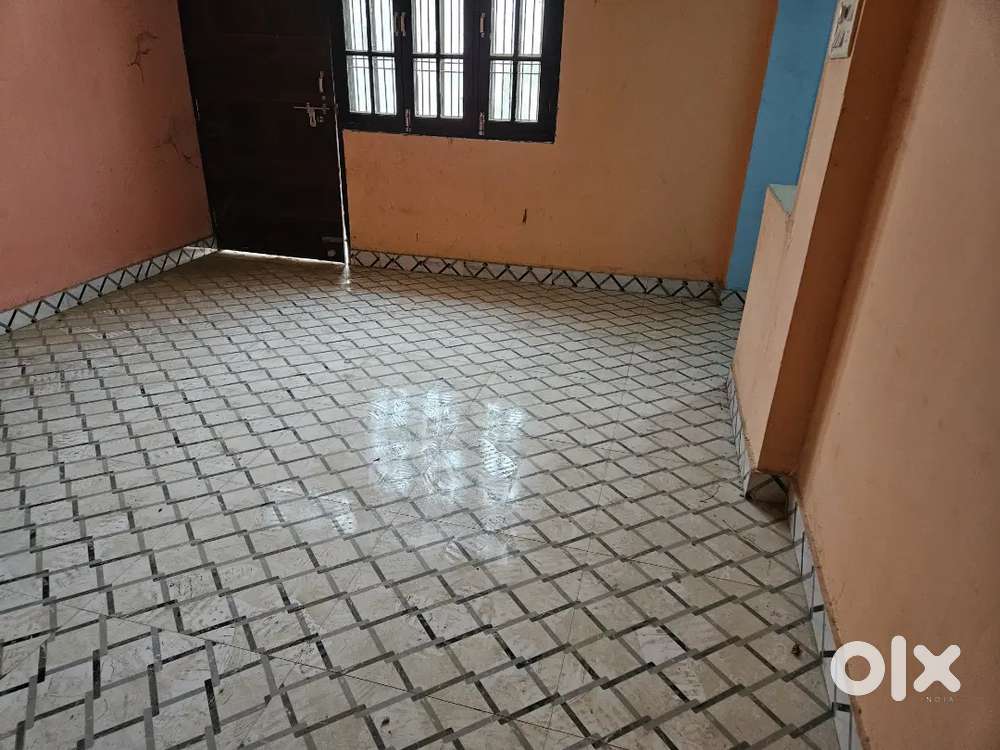 House floor for rent near Omaxe