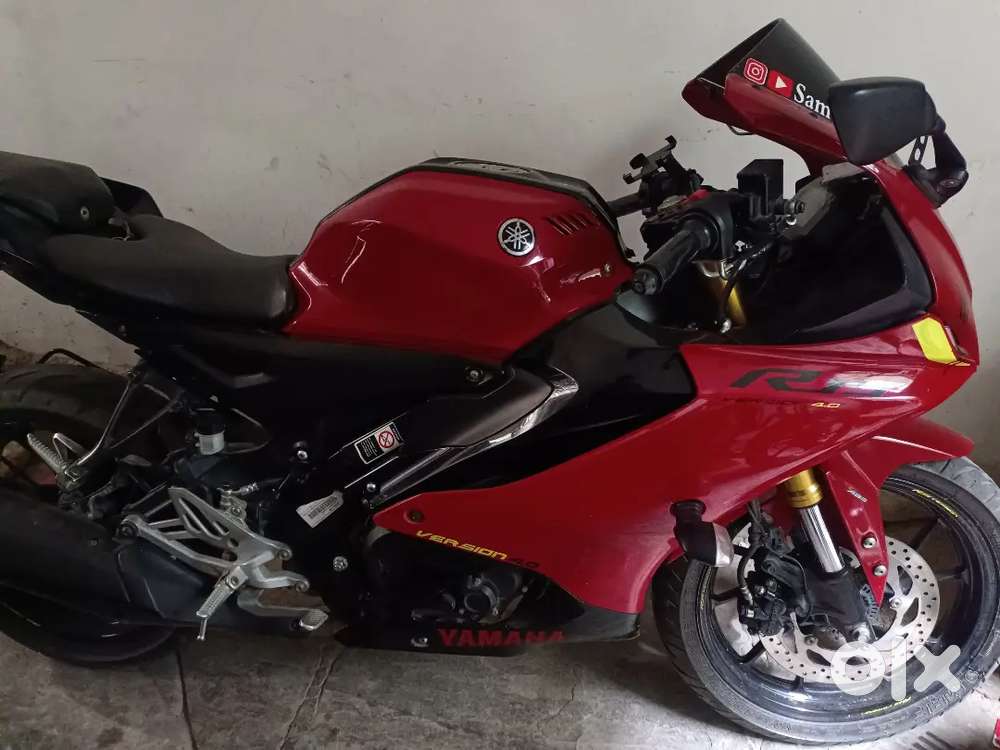 Yamaha r15 v4 showroom condition