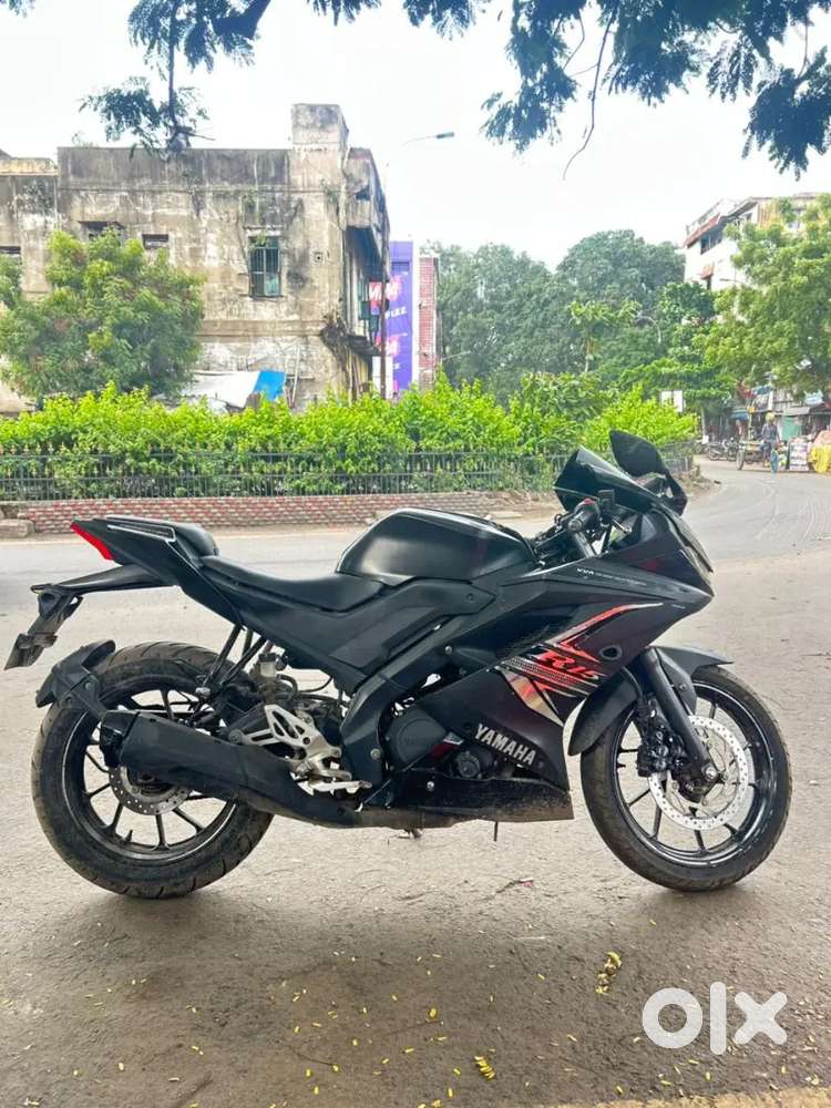 Yamaha R15 v3