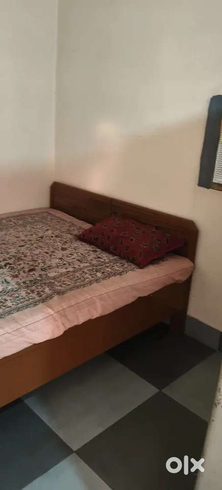 Full furnished rooms with Ac Ro Geyser almirah &open space also