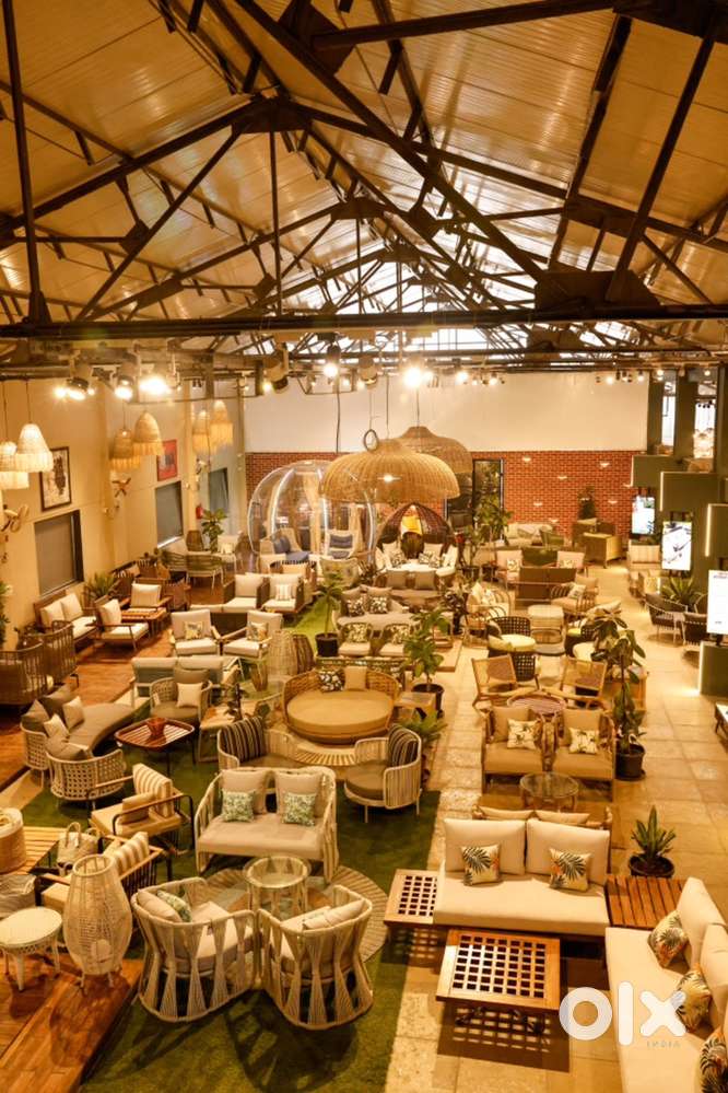 Showroom/Office space 4200