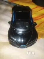 A buggati car metal pull back