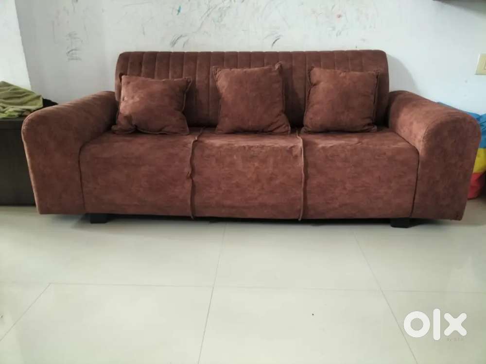 Vary Good Sofa, only used for 3 months