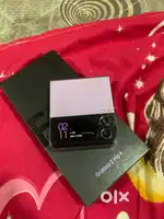 Galaxy Z flip four