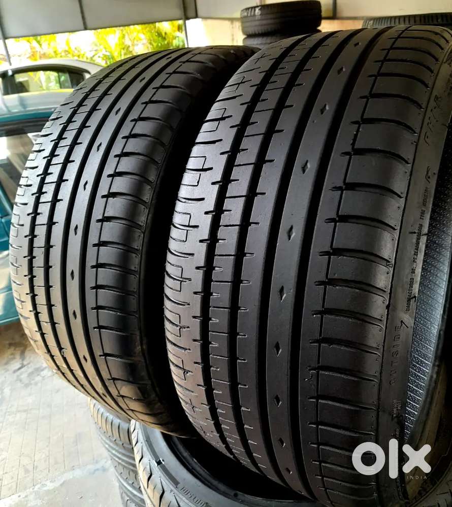 225 35 18 full grip accelara 2 tyres.