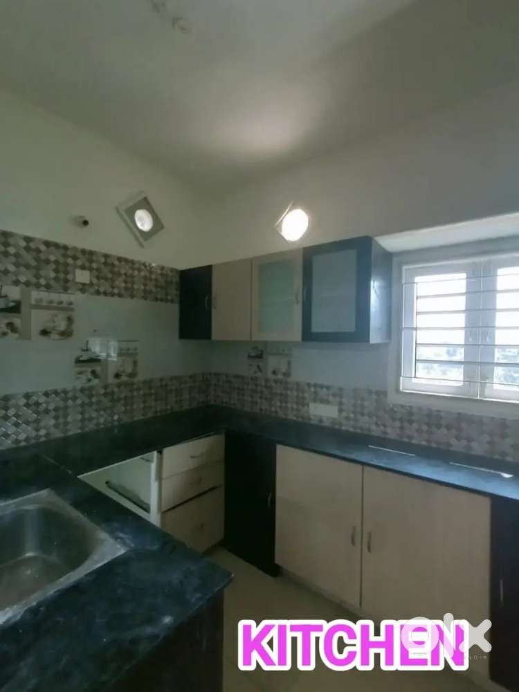 West facing 1545sft 3bhk flat for sale in syamala nagar guntur